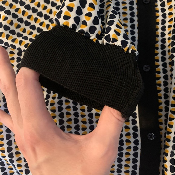 Blouse with hearts from Simons - Picture 5 of 7